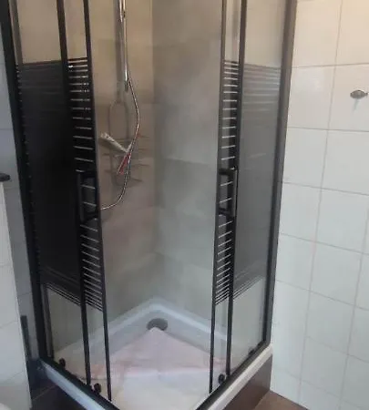 2 - Leopold Apartment *